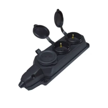 Колодка с заземлением 3 розетки каучуковая 16А 55 300 00 (черный)