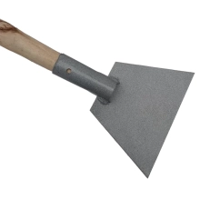 Ледоруб 90х150х2,5 мм с деревянным черенком