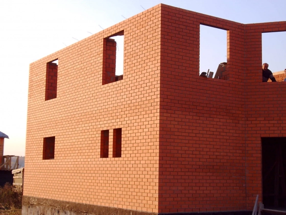 Кирпич пустотелый утолщенный М150 (Керамин) 250х120х88 мм (возможно 5% боя)