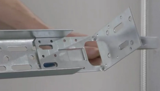 Уголок дверной стойки  для профилей Knauf CW/UA 100 мм. В упаковке 4 шт. Германия.