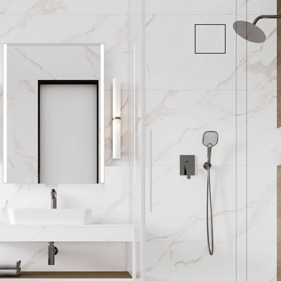 Решетка скрытого монтажа ВИЕНТО SECRET под плитку, с вентилятором, черная