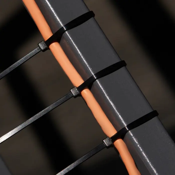 Хомут-стяжка 200х3,6 мм REXANT 07-0201 черный 100 шт