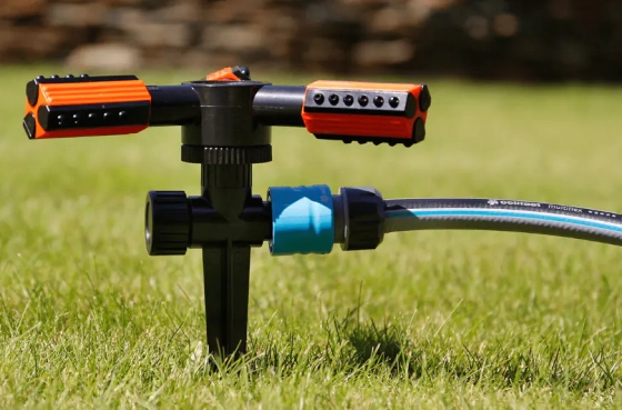 Дождеватель круговой трехрожковый Bradas Black Line Trio ECO-TS1011