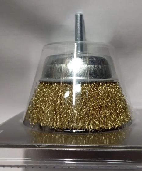 Щетка-крацовка чашка гофрированная 75 мм HAMMER (02400-500075)