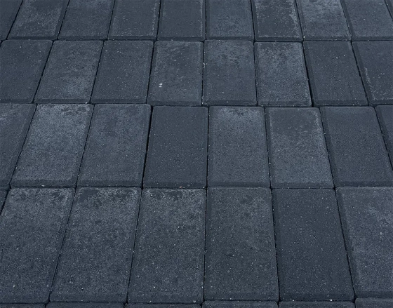 Тротуарная плитка Кирпичик графит 200х100х60 мм (до 5% боя)