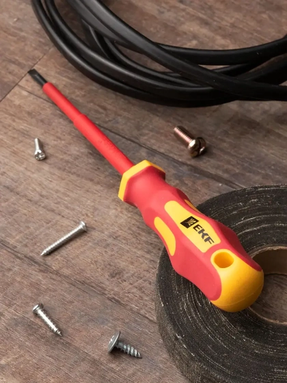 Отвертка диэлектрическая SL4 100 мм 1000 В EKF Master