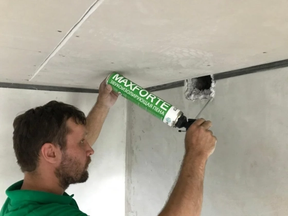 Звукоизолирующая монтажная пена Maxforte SoundFLEX под пистолет 750 мл