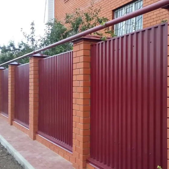 Профнастил оцинкованный С-8 0,35 мм RAL 3005 (красный) 1,5 м