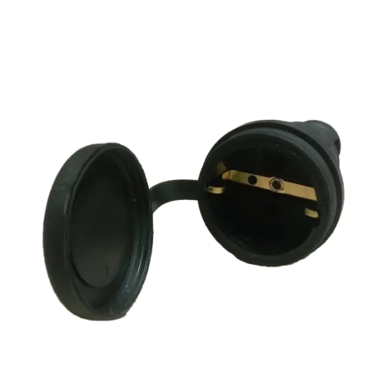 Штепсельное гнездо с заземлением 16А 55 117 00 (черный, каучук)