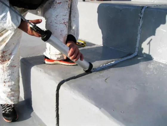 Клей-герметик полиур. Soudal Soudaflex 40FC белый 600 мл (колбаса)