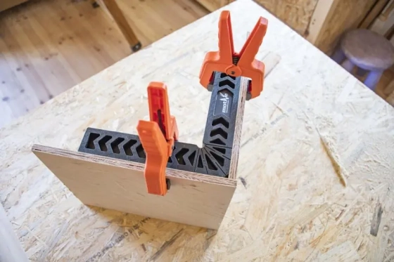 Угломер столярный Motive 200х200 мм