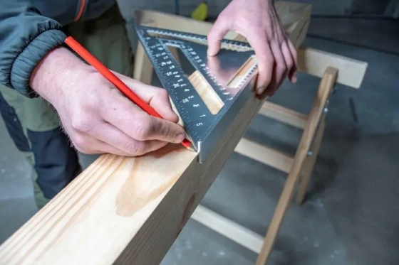 Угольник столярный алюминиевый Motive 300 мм (аналог Swanson)