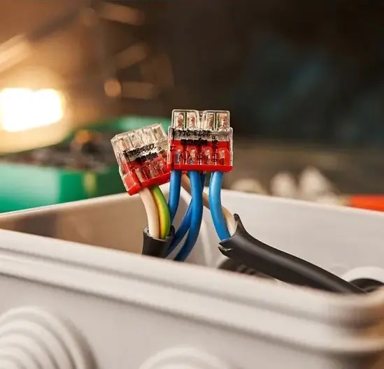 Клемма строительно-монтажная с пастой 4 отверстия Wago 2273-244